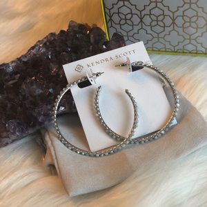 Kendra Scott Birdie earrings